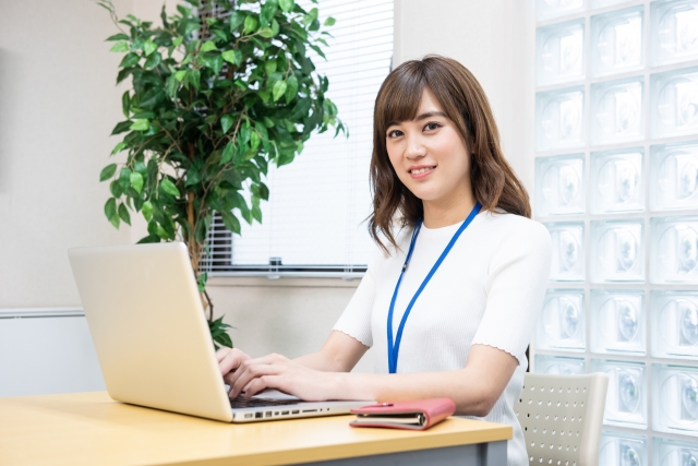 人気のデスクワーク事務のお仕事