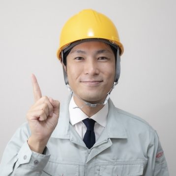 カンタン繰り返し薄い板を機械に入れていく作業